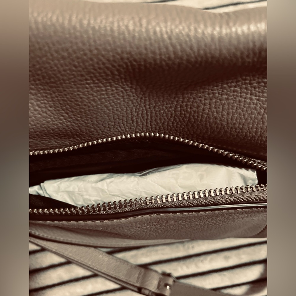 Marc Jacobs Textured Leather Accessory - Picture 10 of 10